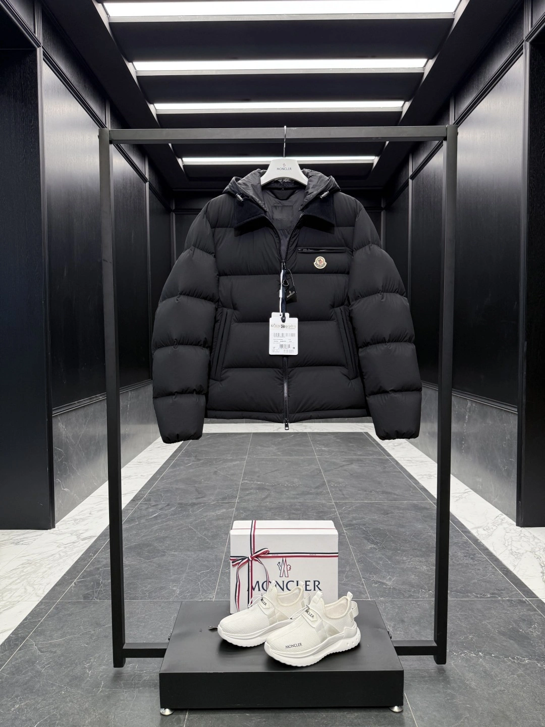 wg.luxury-- 7o9385r Down jacket Nylon laqué item: E-F501J1503H